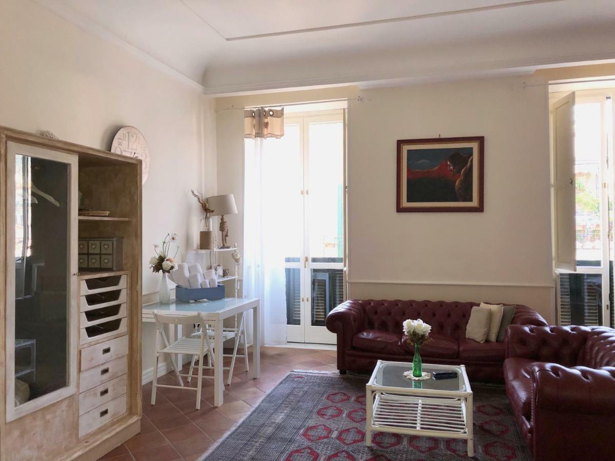 Bianca Suite B&B ซาแลร์โน ภายนอก รูปภาพ