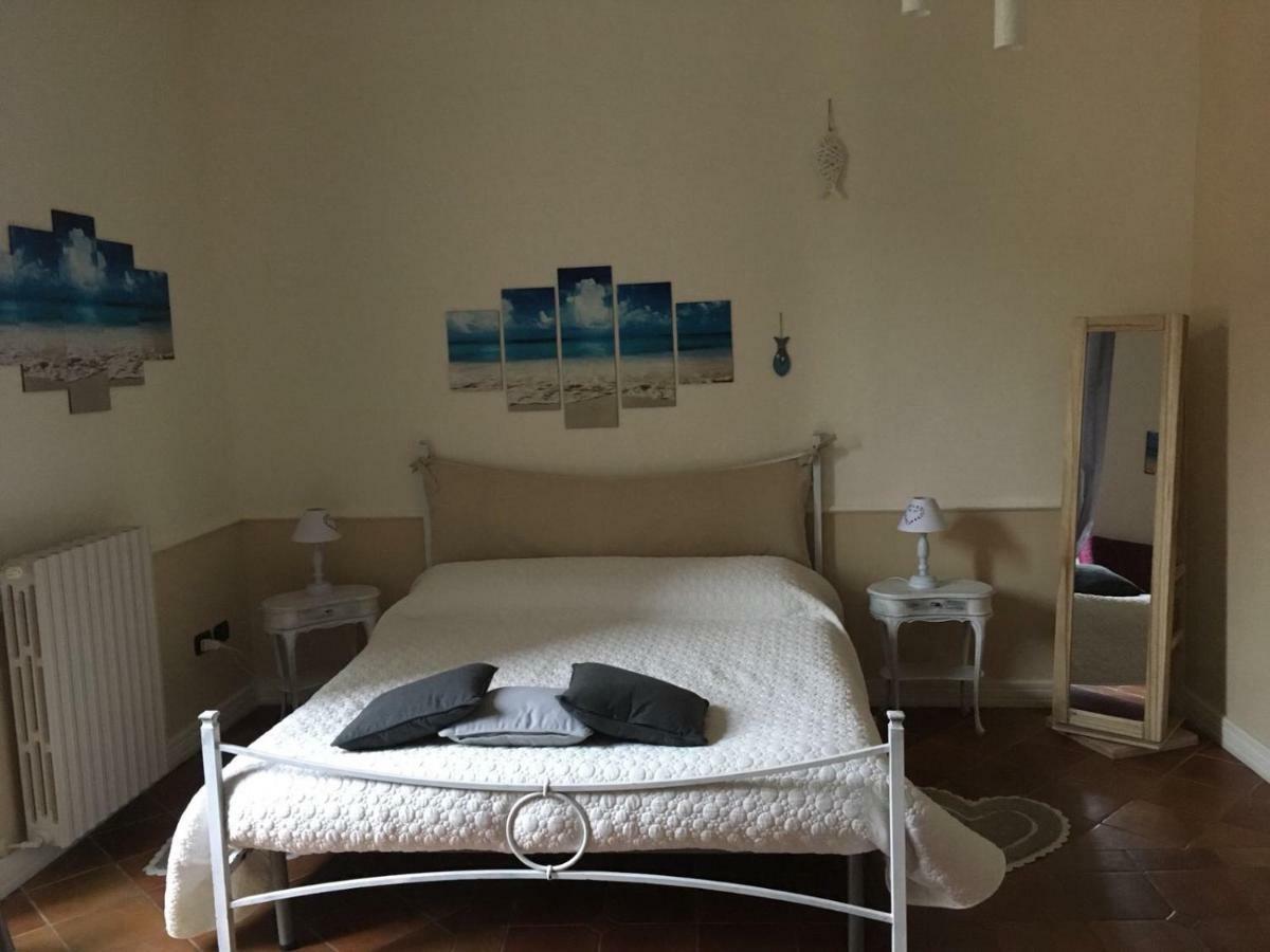 Bianca Suite B&B ซาแลร์โน ภายนอก รูปภาพ